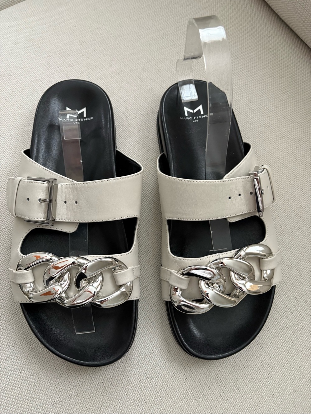Marc Fisher LTD Fresno Women’s Chain Sandals Size 9 Chalk Gray Comfort Summer - Picture 4 of 11